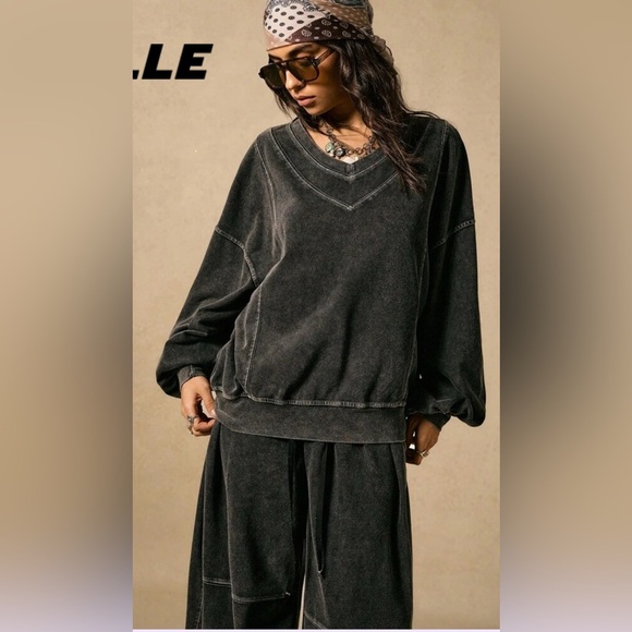 ✨NEW Bohemian sweatshirt pants suit -  Black  stone wash - Two-Piece Set - Picture 5 of 8
